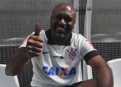 Após Yamada, Corinthians contrata Célio Silva para as divisões de base