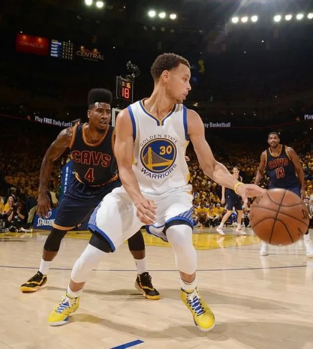 Astro Stephen Curry anuncia que não disputará Olimpíada do Rio