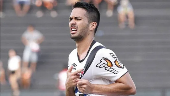 De volta após suspensão, Luan exalta campanha perfeita do Vasco nesta temporada