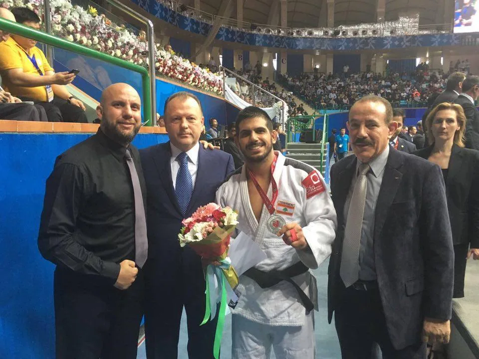 Judoca capixaba é medalha de prata em Campeonato Asiático