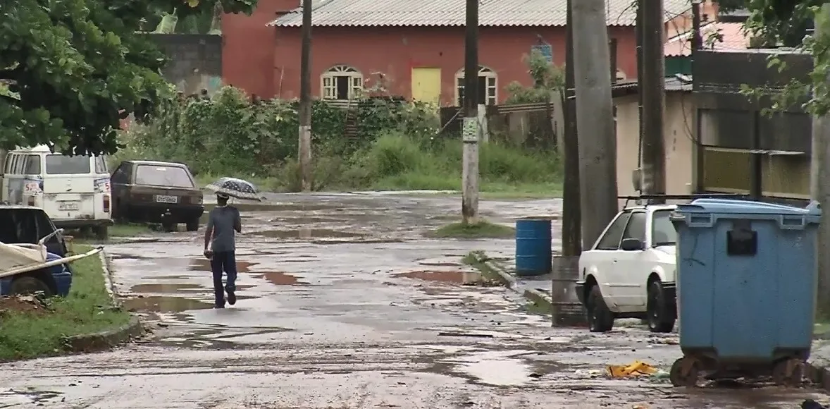 Criminoso consegue fugir após trocar tiros com policiais na Serra