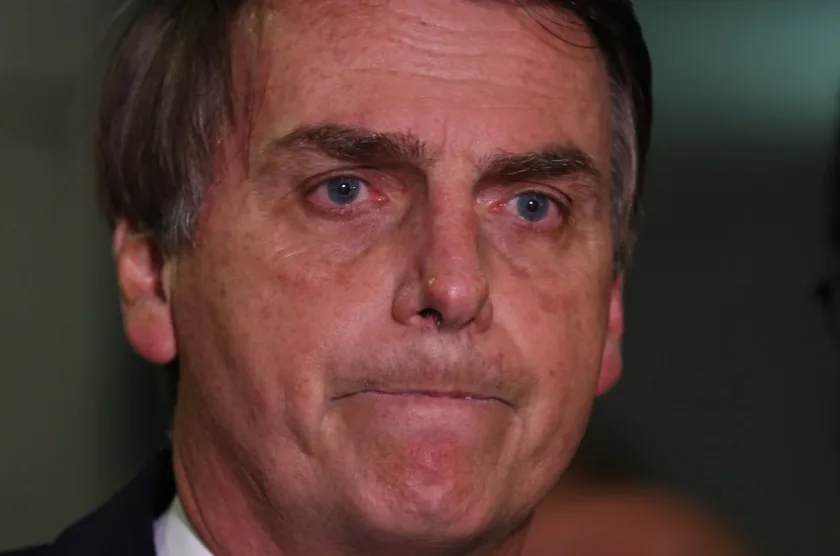 Bolsonaro diz não se preocupar com processo na Câmara por ter homenageado torturador