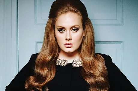 Para ficar com o filho, Adele recusa cachê de R$ 325 milhões