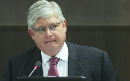 'Sofri nessa jornada', diz Janot; Gilmar ironiza despedida do PGR