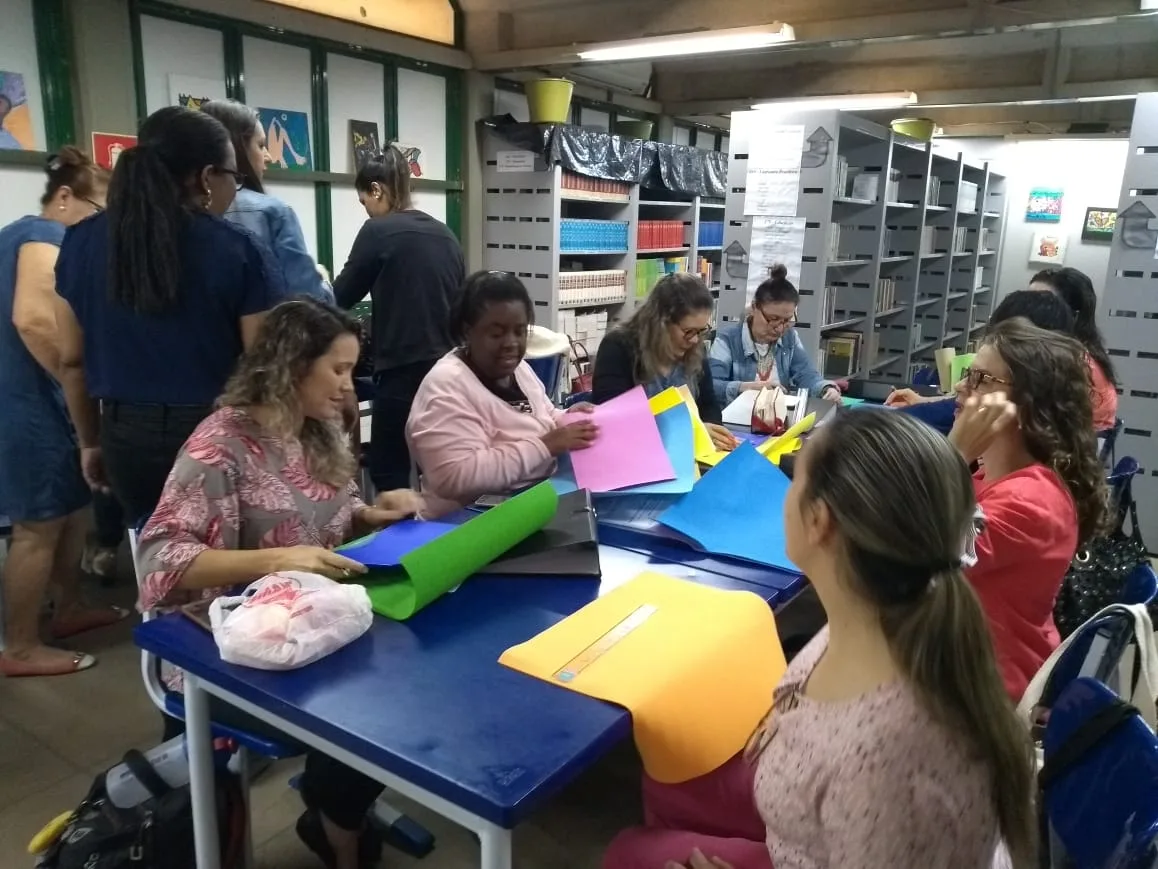 Educadores da rede municipal passam por aprimoramento pedagógico em Cachoeiro