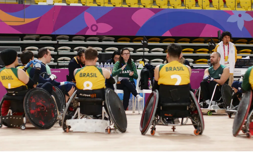 Técnica do Brasil no rúgbi paralímpico relata preconceito e assédio na modalidade