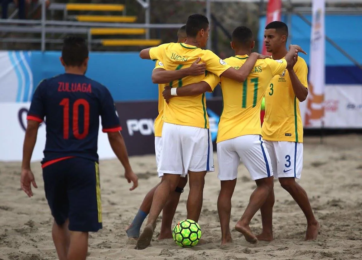 Brasil goleia Paraguai, chega a 57 vitórias e conquista Copa América pela 12ª vez