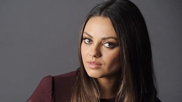 Mila Kunis se recusa a ler livro de Demi Moore que expõe Ashton Kutcher e só quer que essa fase passe logo