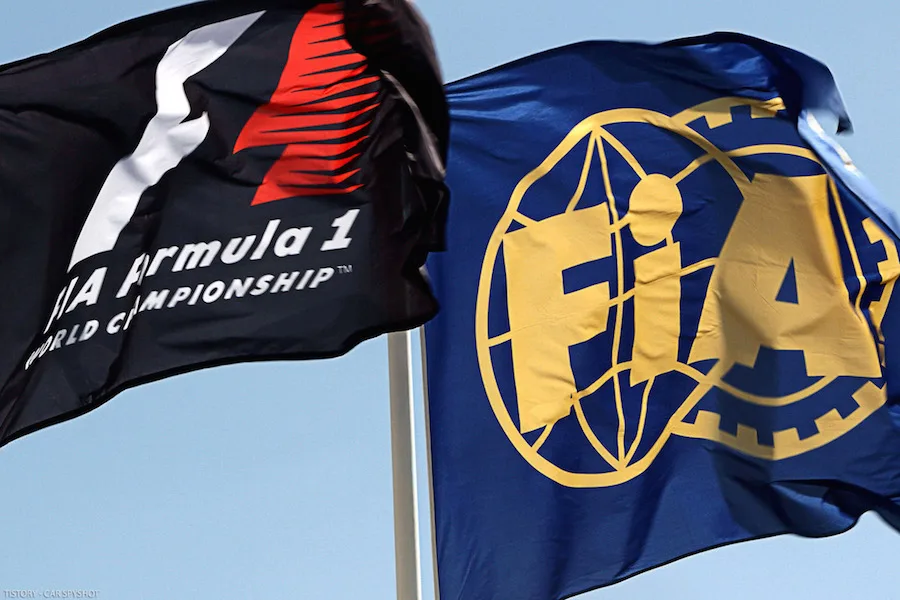 FIA aumenta limite de combustível na F-1 para 2019 e indica mudanças para 2021