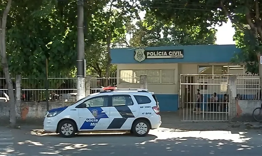 Jovem utiliza barra de ferro para defender mãe de agressões do pai em Cariacica