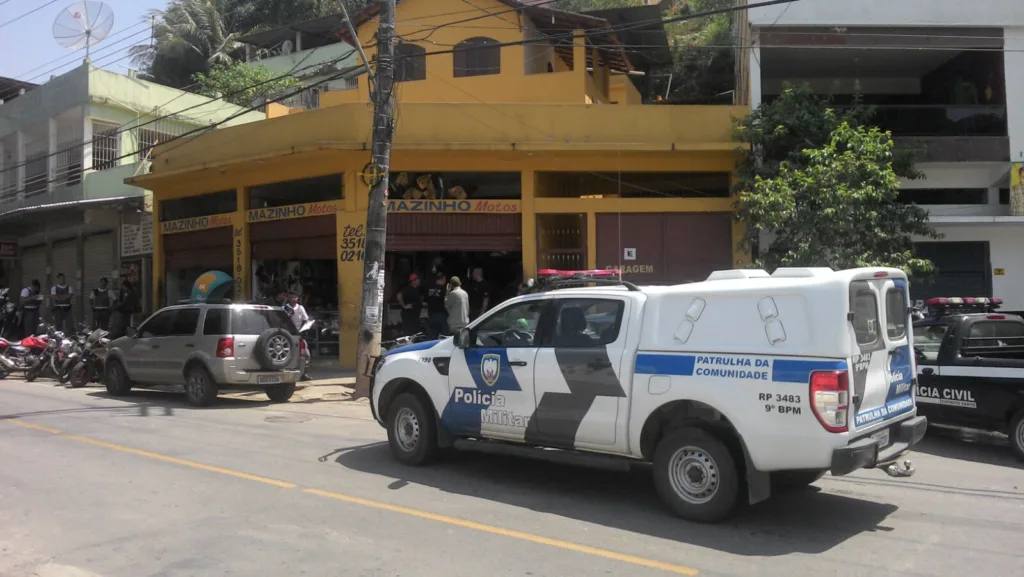 Oficinas são vistoriadas e motocicletas apreendidas durante operação em Cachoeiro de Itapemirim