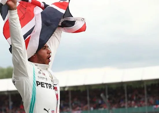 Hamilton chega em 2º nos EUA, garante hexacampeonato e faz história na F-1