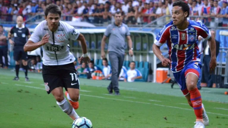 Carille vê aprendizado em gol sofrido com Cássio no ataque do Corinthians