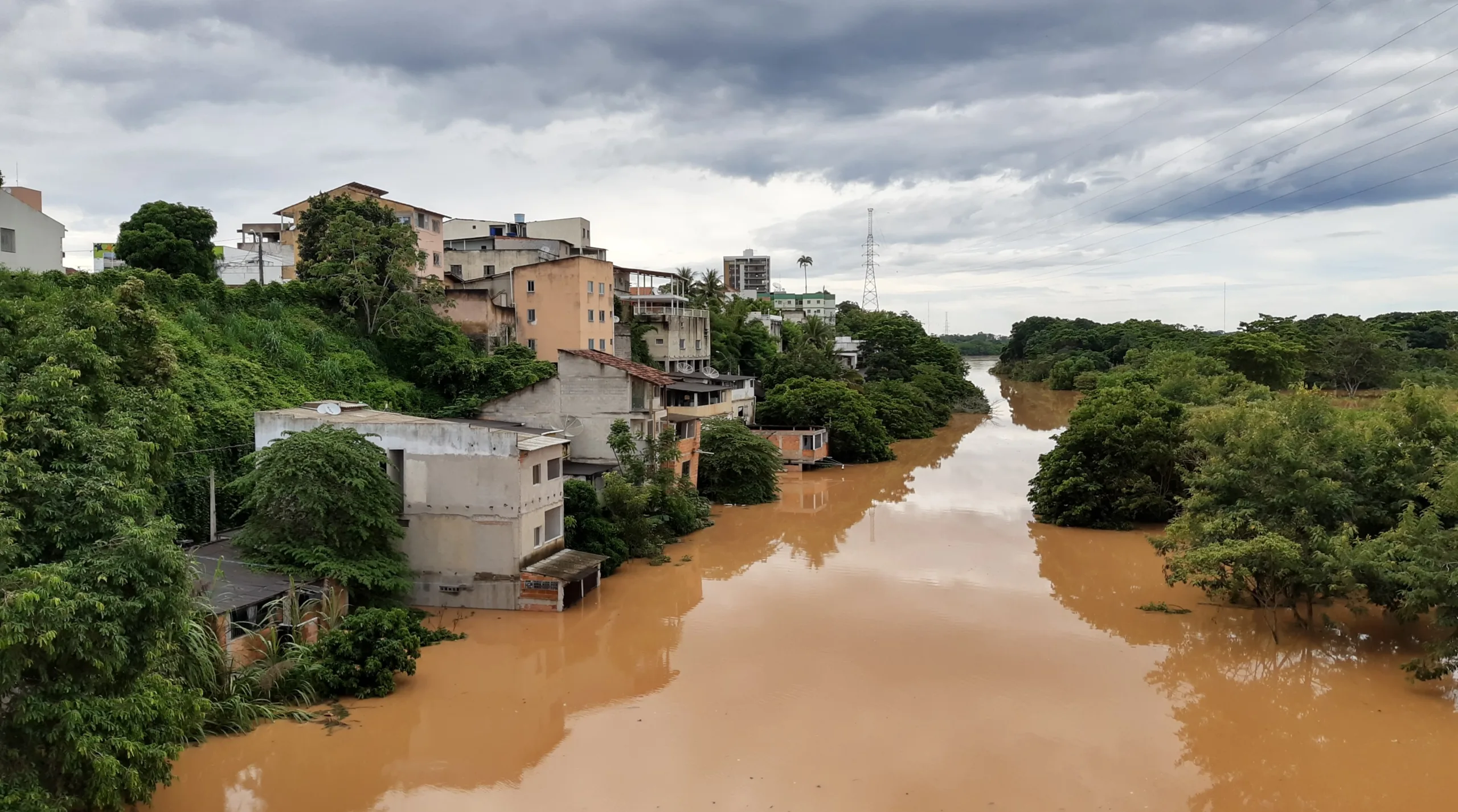 Rio Doce volta a subir e pode chegar aos 4,20 no início da tarde, prevê Defesa Civil