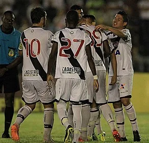 De virada, Vasco vence Treze, mas não elimina jogo de volta