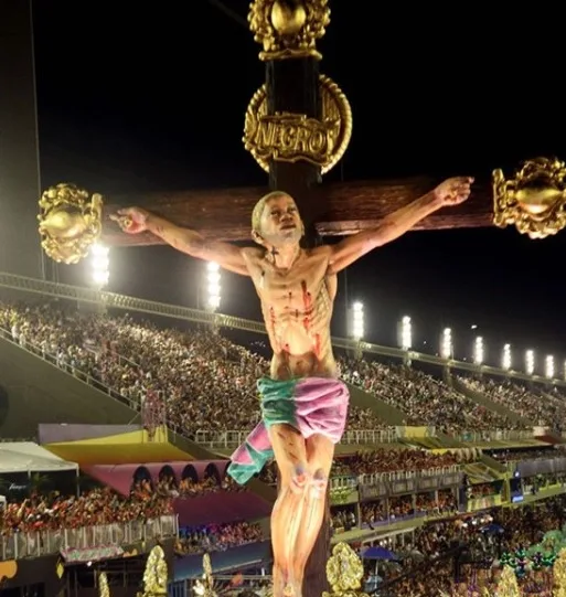 Bolsonaro critica Mangueira por enredo sobre Jesus