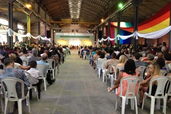 Rio celebra maior cerimônia coletiva de casamento civil homoafetivo do mundo