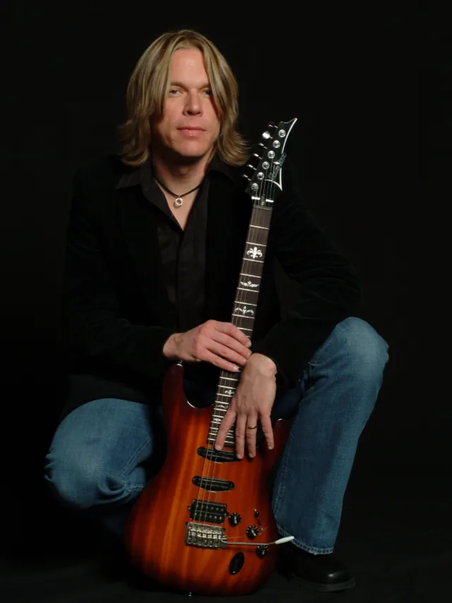 Guitarrista internacional realiza workshop em Vila Velha