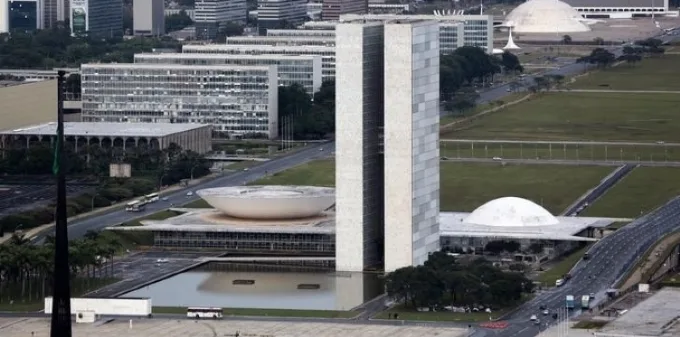 Novos concursos do governo federal terão salários de até R$ 29 mil