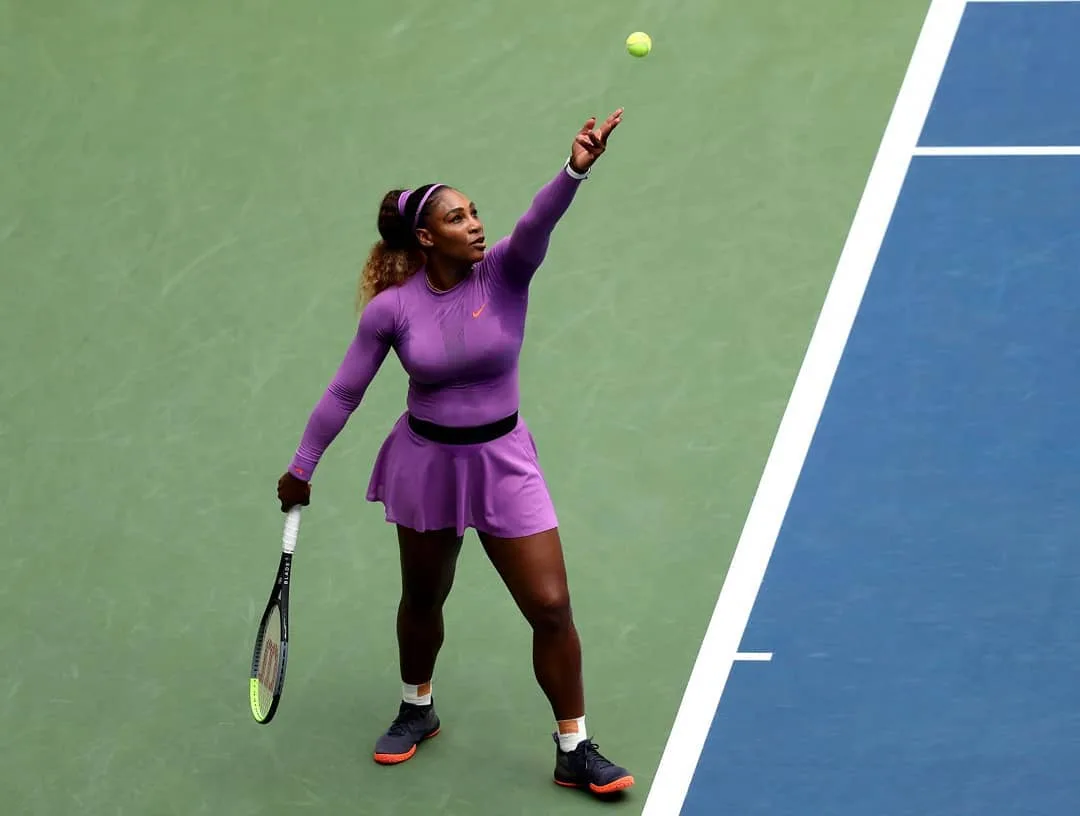 Serena e Wozniacki vencem mais uma e avançam nas duplas em Auckland