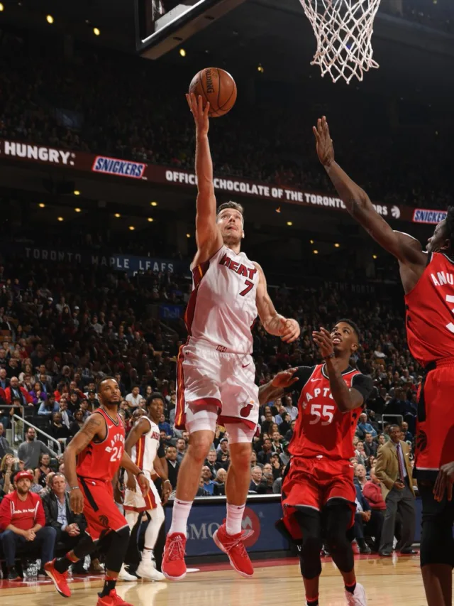 Heat encerra série de 12 vitórias do Raptors no Canadá e sobe para 4º no Leste