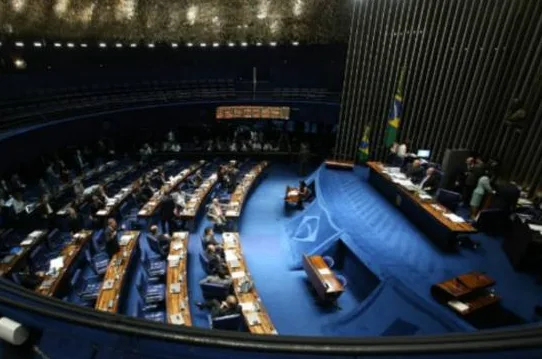 Comissão do Senado deve votar redução da maioridade penal