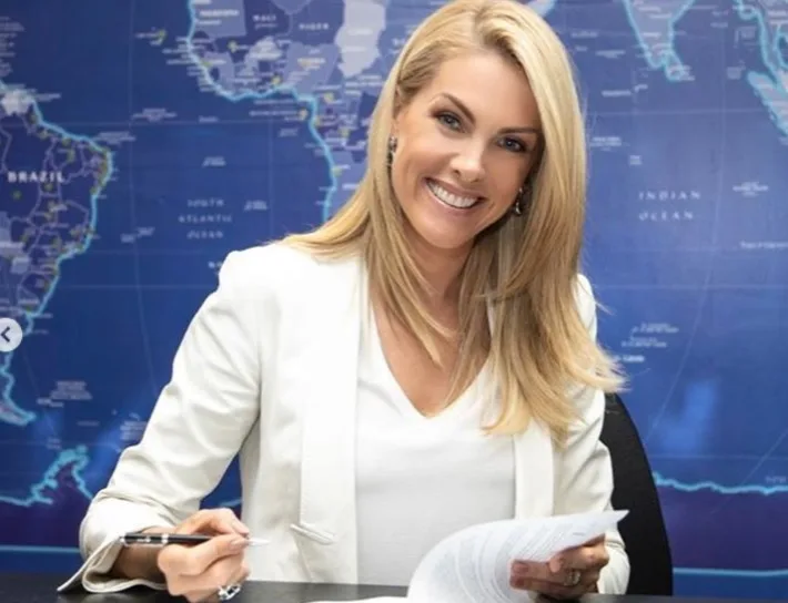 Ana Hickmann renova com a Record TV por mais 3 anos: 'Ganhei o dia'