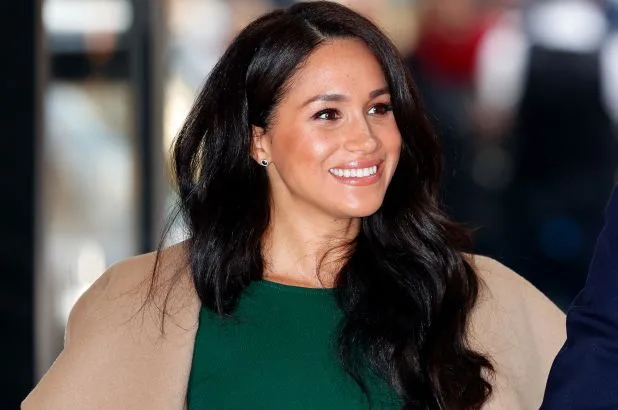 Meghan Markle acusa Kate Middleton e Camilla Parker Bowles de espalhar notícias negativas sobre ela