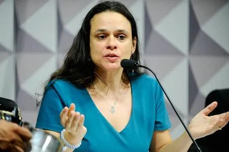 Janaína Paschoal: instigar exposição trará 'consequências trágicas'