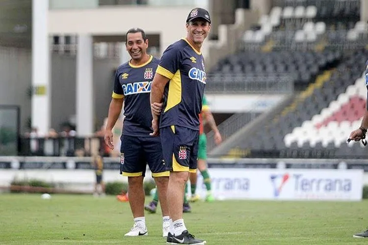 Jorginho nega que Vasco tenha relaxado na reta final da Série B