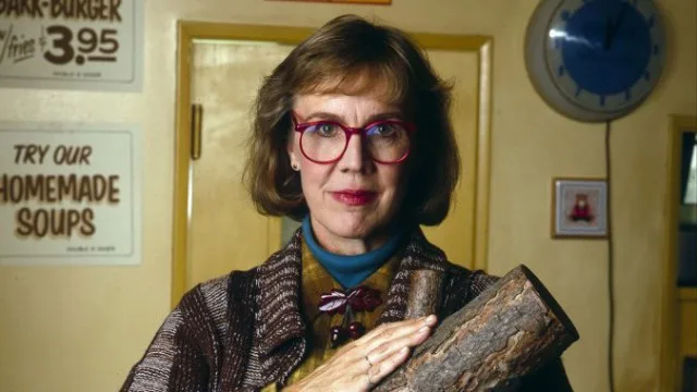 Atriz de Twin Peaks morre aos 71 anos