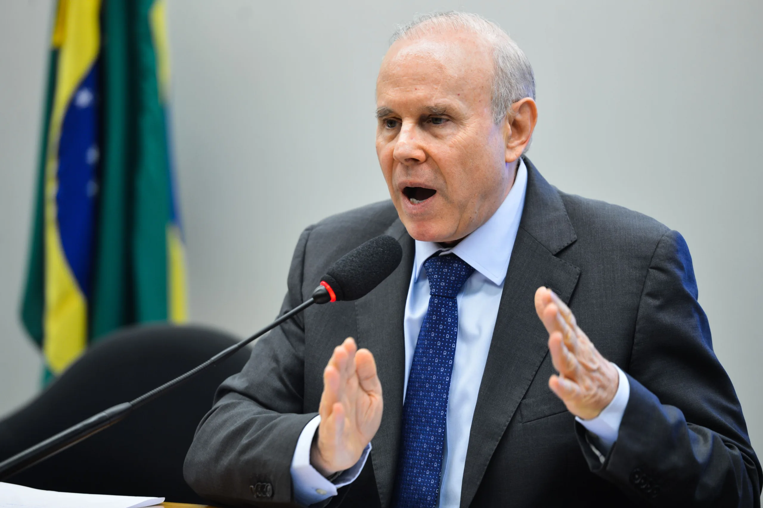 Brasília – O ex-ministro da Fazenda Guido Mantega presta depoimento à CPI do BNDES na Câmara dos Deputados (Fabio Rodrigues Pozzebom/Agência Brasil