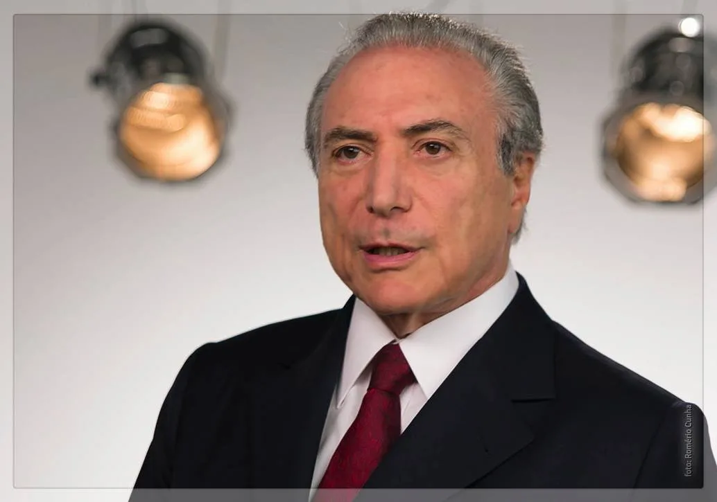 Temer se licencia da presidência do PMDB