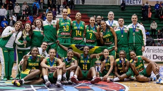 Brasil vence e festeja título sul-americano no basquete