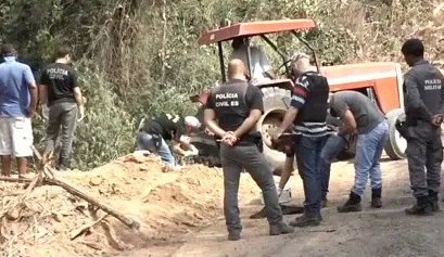 Corpo de homem é encontrado dentro de buraco em região de mata em Vila Velha