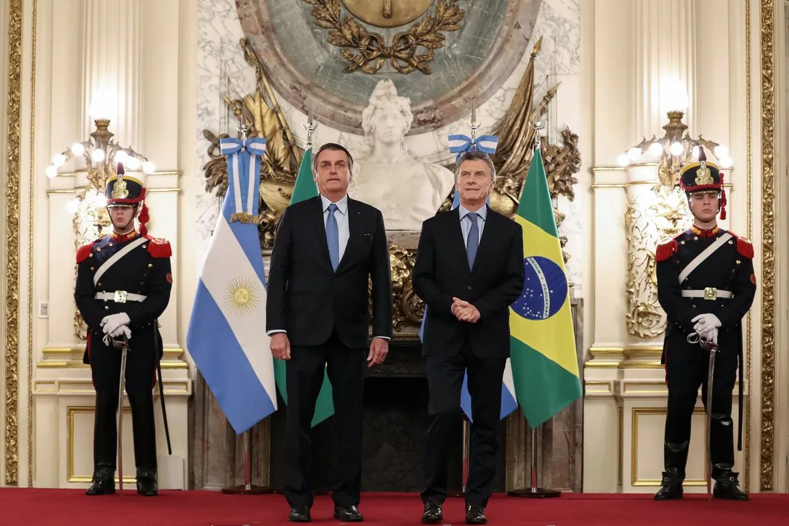 O presidente Jair Bolsonaro e o presidente da Argentina, Mauricio Macri, durante encontro.