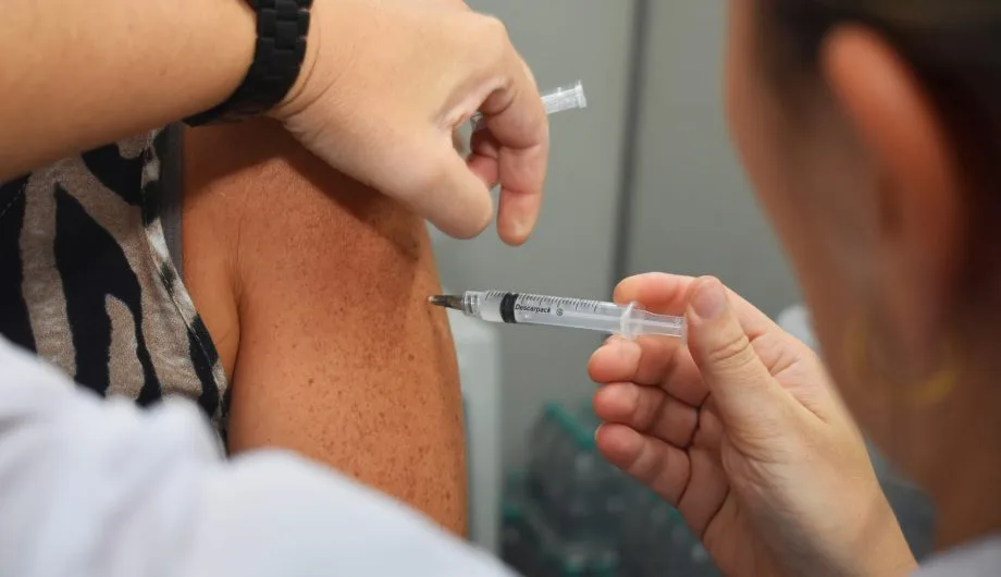 Campanha de vacinação contra gripe em Cachoeiro começa na segunda-feira