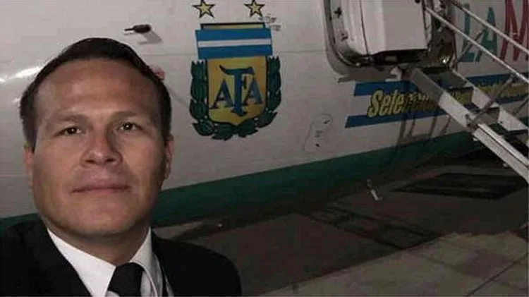 Piloto de avião da LaMia que caiu 7 dias atrás tinha mandado de prisão na Bolívia