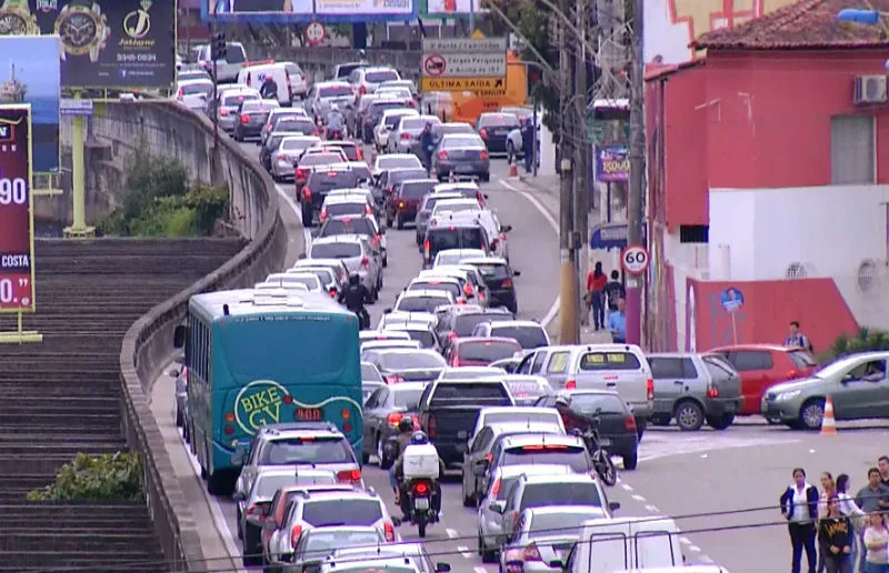 Após caos, MPES cobra relatório com melhorias na Terceira Ponte