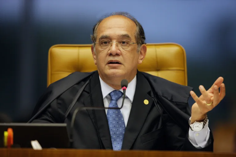 Reforma não pode institucionalizar o caixa 2, diz Gilmar Mendes