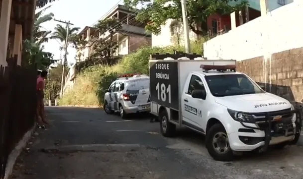 Homem é morto a tiros em Vila Velha e moradores contam que ouviram mais de 15 disparos