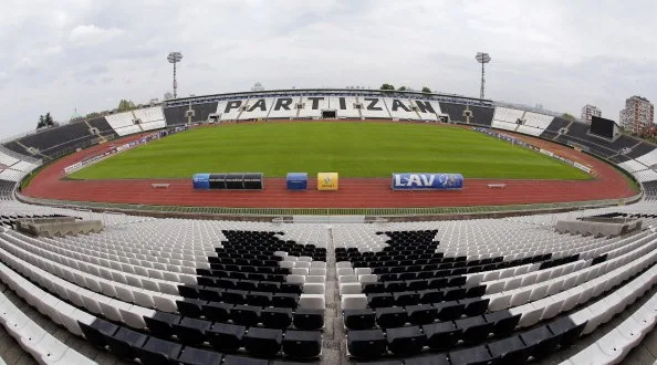 Estádio de time sérvio é interditado após brasileiro ser alvo de racismo