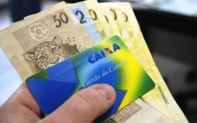 Governo estuda fim do abono salarial caso reforma da Previdência não seja aprovada