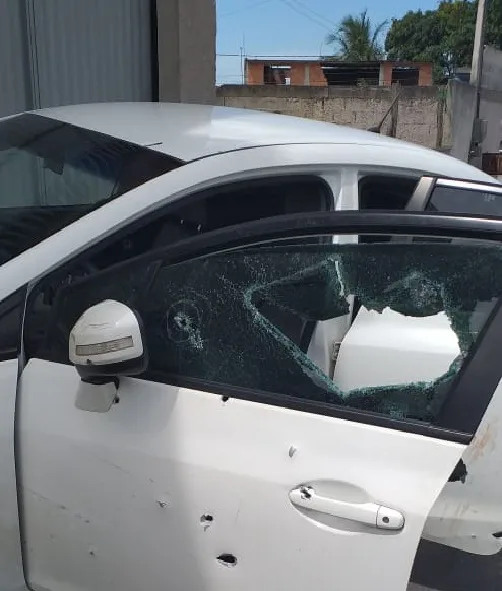 Menor acaba baleado em troca de tiros com policial na Serra