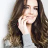 Atriz da RecordTV participa de premiação do Prêmio Marcas Ícones 2018 em Vitória