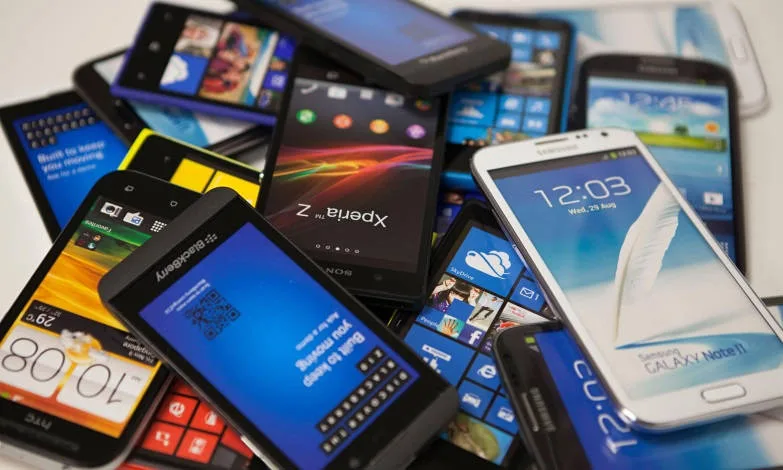 Venda de smartphones se recupera após 18 meses