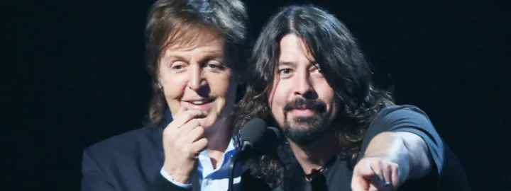 Paul McCartney tocará bateria no novo disco do Foo Fighters