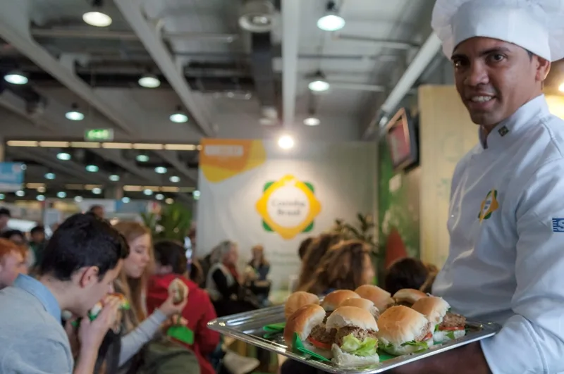 Programa Cozinha Brasil promove turmas gratuitas em Bento Ferreira