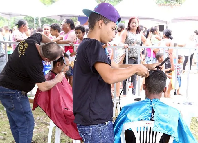 Balanço nos Bairros: mais de 6 mil atendimentos para a população de Flexal I, Cariacica