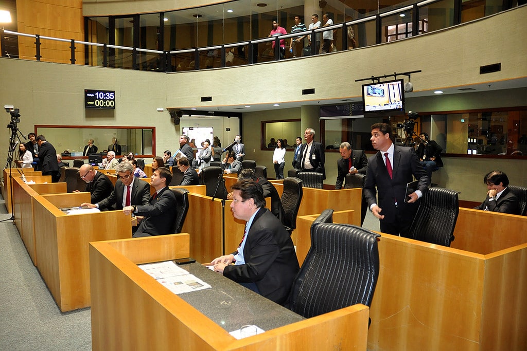 Deputado quer aumentar número de sessões na Assembleia